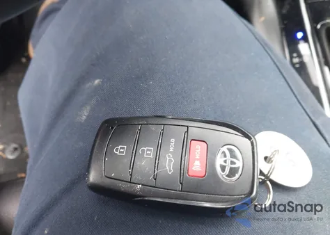 2024 Toyota Corolla Cross Xle from USA, damaged, VIN 7MUDAABG2RV087334